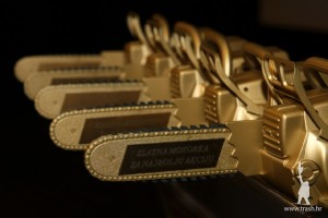 Golden Chainsaws